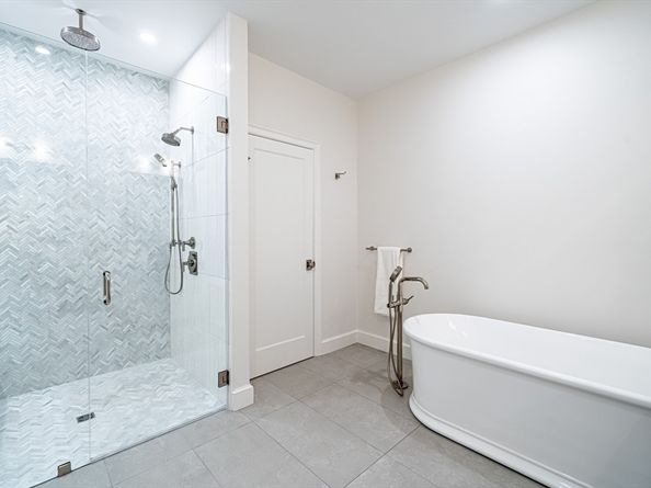 22 Common Court, Lexington MA 02421