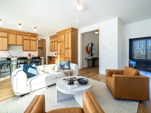 22 Common Court, Lexington MA 02421