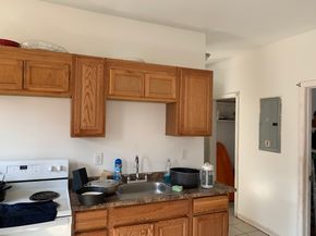 128 Austin St, Worcester MA 01609