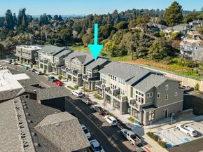 121 Aptos Village Way 4, Aptos CA 95003