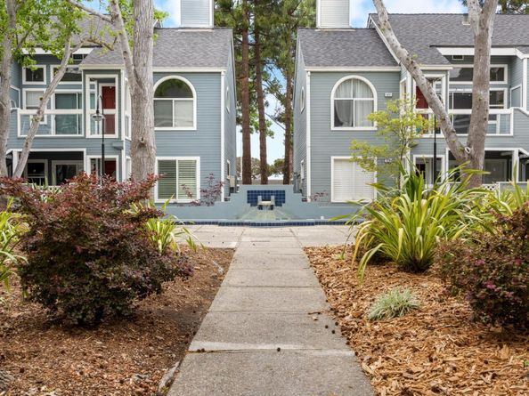 849 Portwalk Place, Redwood City CA 94065