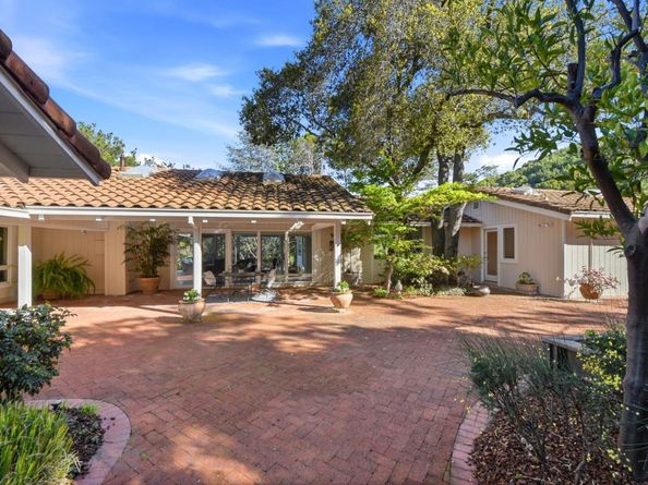 19601 Canon Drive, Los Gatos CA 95030