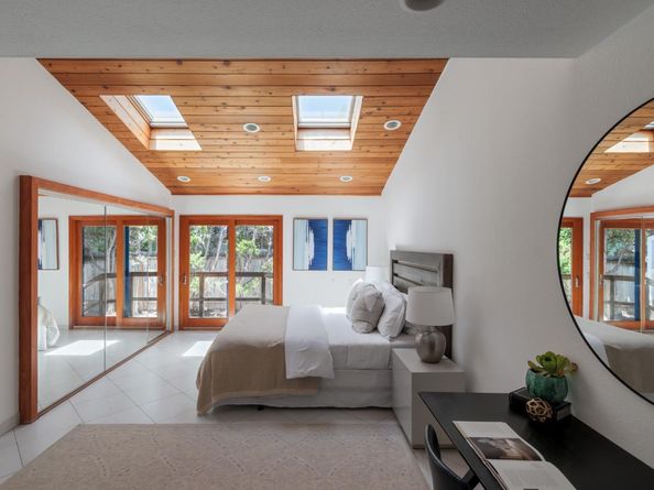3160 Louis Road, Palo Alto CA 94303
