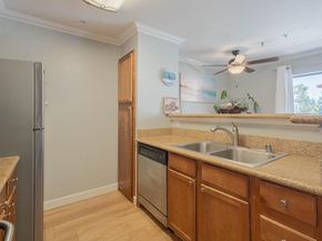 41 Grandview Street 1204, Santa Cruz CA 95060