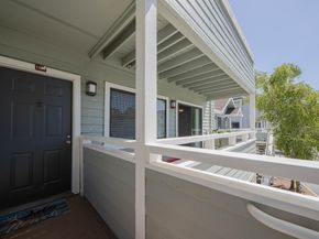 41 Grandview Street 1204, Santa Cruz CA 95060