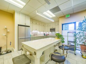 S El Camino Real, San Mateo CA 94403
