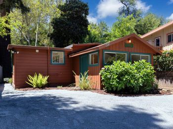 460 River Road