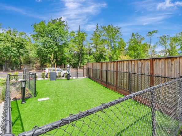 186 Oak Circle, Walnut Creek CA 94597