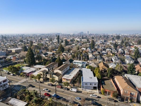Shattuck, Oakland CA 94609