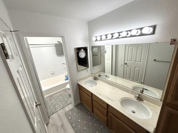 2561 Yerba Bank Court, San Jose CA 95121