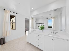 100 Glydon, Irvine CA 92618