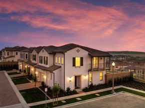 100 Glydon, Irvine CA 92618