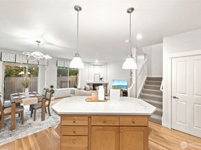 12211 NE 103rd Lane, Kirkland WA 98033