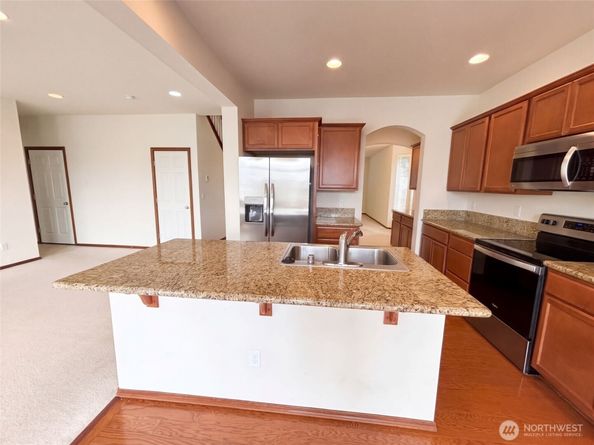 7629 201st Place, Kenmore WA 98028