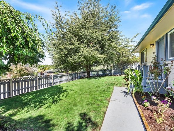 8826 22nd Avenue SW, Seattle WA 98106