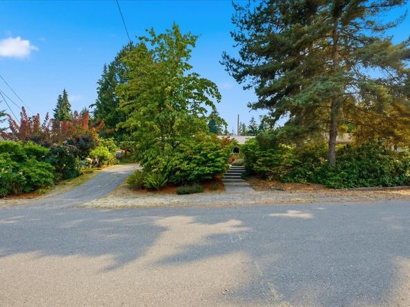 2145 N 146th Street, Shoreline WA 98133