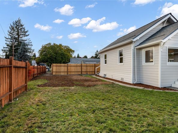 1405 High Avenue, Bremerton WA 98337