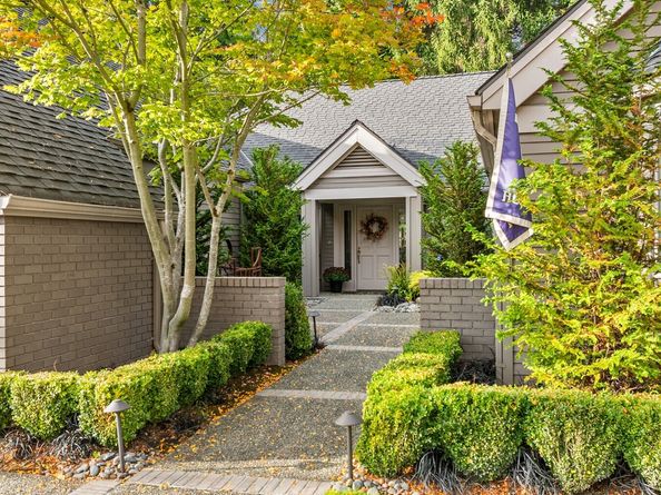 1796 Bellevue Way NE 11, Bellevue WA 98004