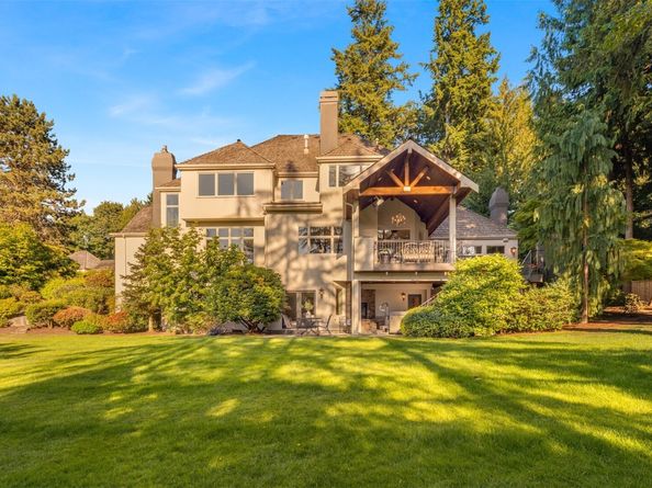 6351 163rd Place SE, Bellevue WA 98006