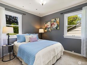 547 NE 91st Street, Seattle WA 98115