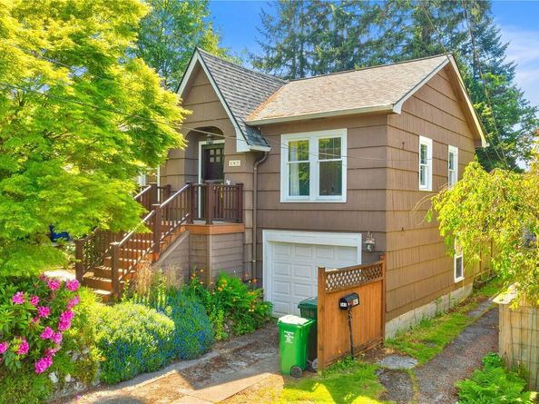 547 NE 91st Street, Seattle WA 98115