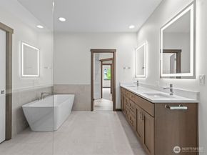 9207 NE 175th Street B, Bothell WA 98011