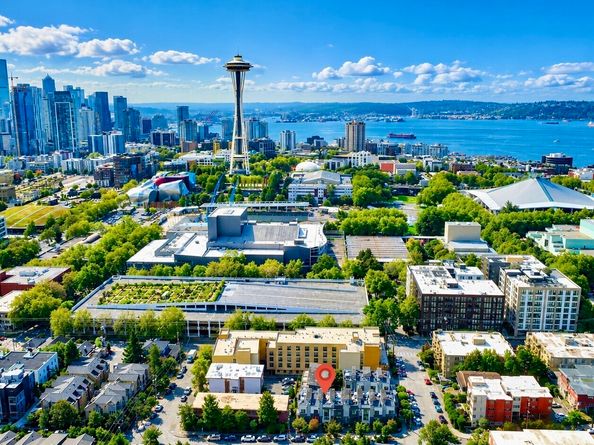 313 Valley Street, Seattle WA 98109