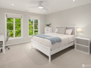 6560 163rd Place SE, Bellevue WA 98006