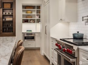 6560 163rd Place SE, Bellevue WA 98006