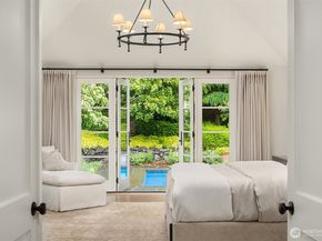 6560 163rd Place SE, Bellevue WA 98006