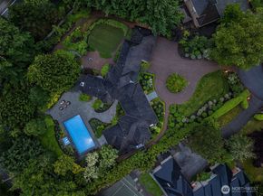 6560 163rd Place SE, Bellevue WA 98006