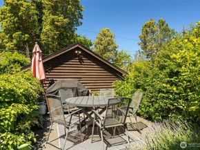 3033 45th Avenue SW, Seattle WA 98116