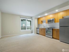 81 Clay Street 326, Seattle WA 98121