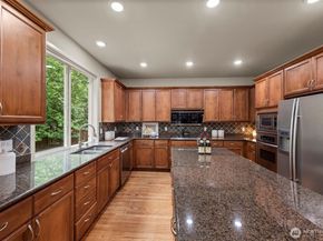 11818 179th Place NE, Redmond WA 98052