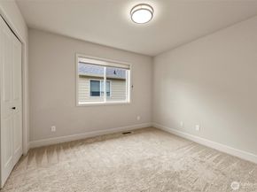 11818 179th Place NE, Redmond WA 98052