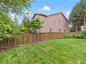 11818 179th Place NE, Redmond WA 98052
