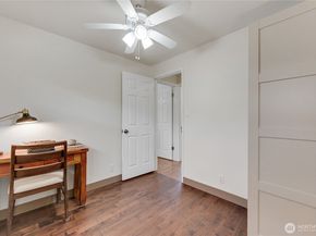 10157 NE 200th Street, Bothell WA 98011