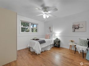 10157 NE 200th Street, Bothell WA 98011