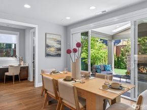 23973 NE 25th Street, Sammamish WA 98074