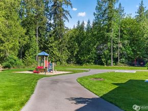 23973 NE 25th Street, Sammamish WA 98074