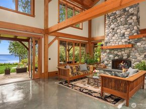 16790 Agate Point Road, Bainbridge Island WA 98110