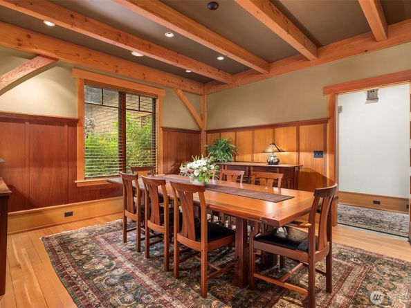 16790 Agate Point Road, Bainbridge Island WA 98110