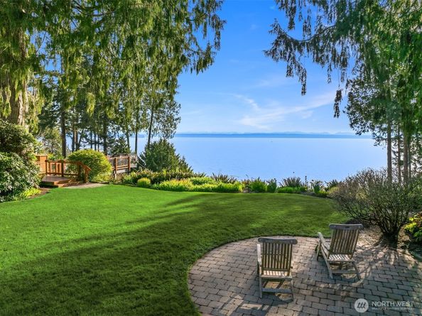 16790 Agate Point Road, Bainbridge Island WA 98110
