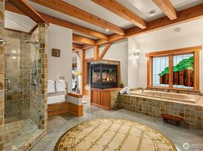16790 Agate Point Road, Bainbridge Island WA 98110