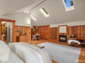 16790 Agate Point Road, Bainbridge Island WA 98110