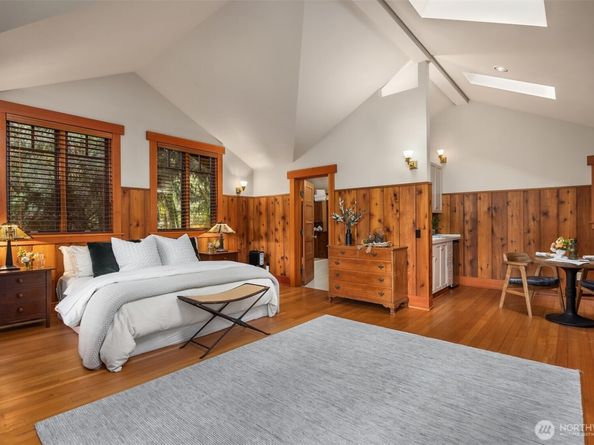 16790 Agate Point Road, Bainbridge Island WA 98110