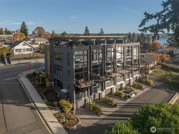 1157 Wheaton Way, Bremerton WA 98310