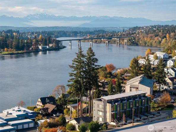 1157 Wheaton Way, Bremerton WA 98310