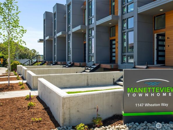 1157 Wheaton Way, Bremerton WA 98310