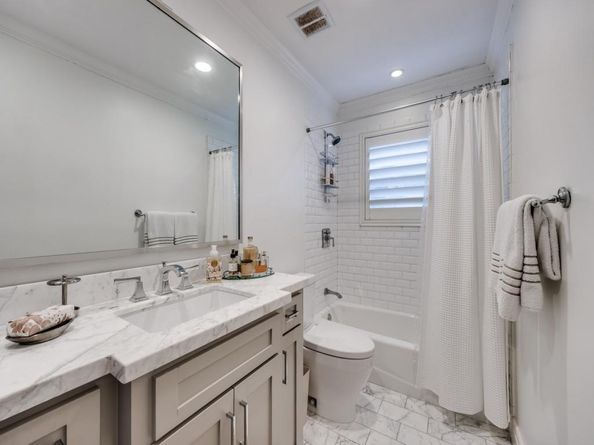 6151  Bandera Avenue  B, Dallas Texas 75225